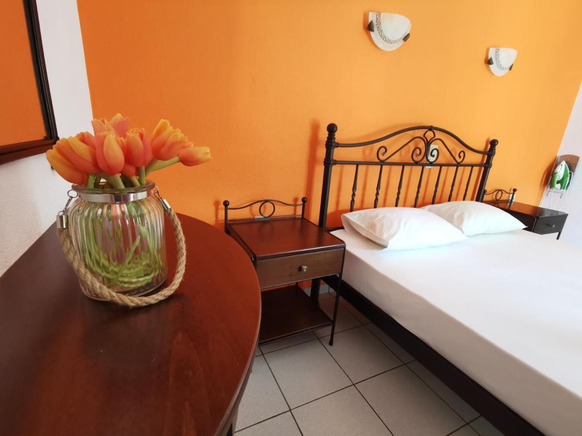 Marinos Aparts Aparthotel ซิโวตา ภายนอก รูปภาพ